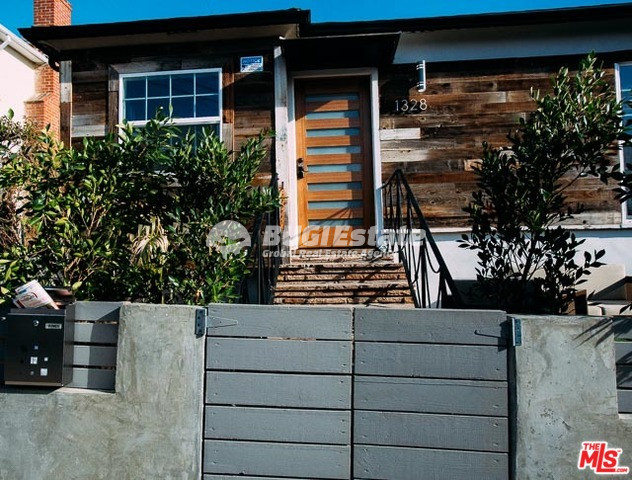 1328 S COCHRAN AVE LOS ANGELES CA 90019 8 units으로 개발 가능성이 있는 수익형 매물 Sell 매물번호 10069 사진 8
