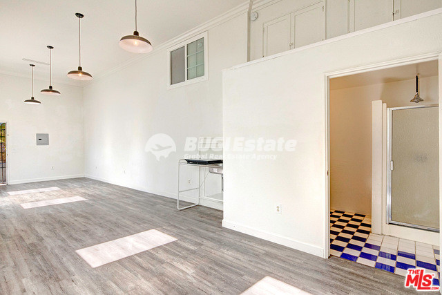 1277 N Normandie Ave, Los Angeles, CA 90029 미국 Hollywood에 위치한 귀한 수익형 부동산! Sell 매물번호 10072 사진 3