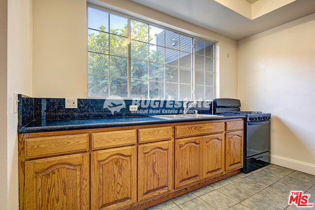 1277 N Normandie Ave, Los Angeles, CA 90029 미국 Hollywood에 위치한 귀한 수익형 부동산! Sell 매물번호 10072 사진 15